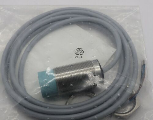 1PC New Siemens Photoelectric Switch Sensor 3RG4624-0GN61