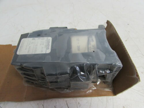 SIEMENS 3TH8022-4BB4 CONTACTOR/CONTROL RELAY 17-30VDC ***NIB***