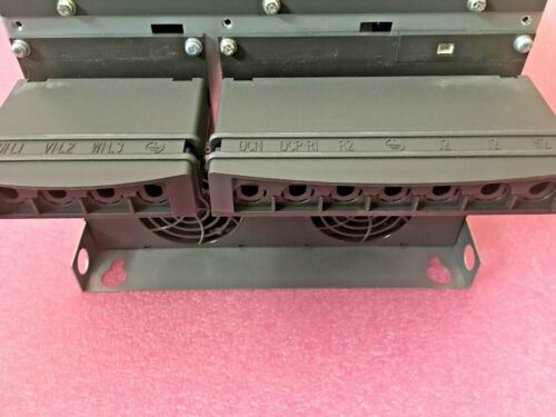 SIEMENS SINAMICS G120, 6SL3225-0BE33-0UA0, FS:D POWER MODULE PM250 30KW, 70A