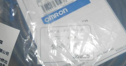 1PC NEW OMRON E2G-M30KN18-WS-C2