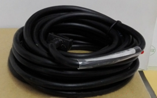 1PC New MITSUBISHI PLC MR-J3ENCBL5M-A1-H
