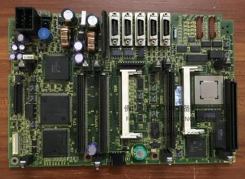 1PC NEW IN BOX FANUC A20B-8100-0135