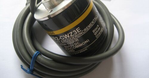 NEW OMRON E6C3-CWZ3EH 1000P/R