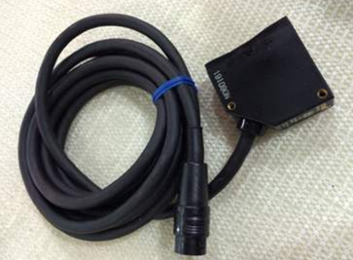 1PC New Omron E4DA-LS7