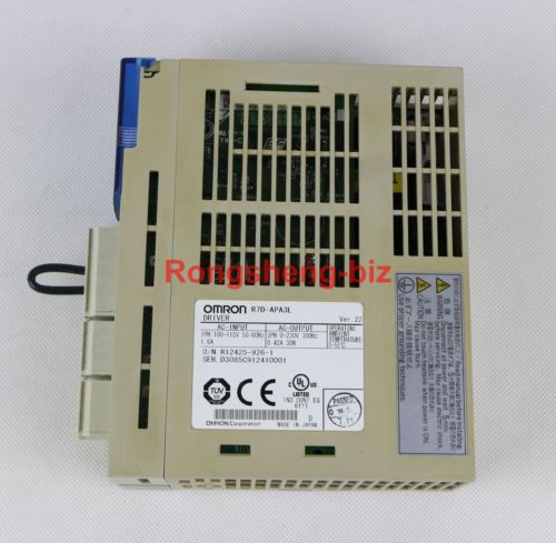 1PC New Omron servo driver R7D-APA3L