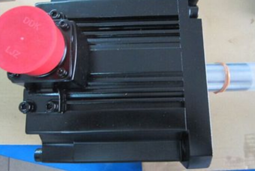 1PC NEW IN BOX Mitsubishi Servo Motor HF303SC