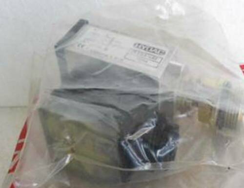 1PC NEW HYDAC pressure switch VR 2 D.0/-LED