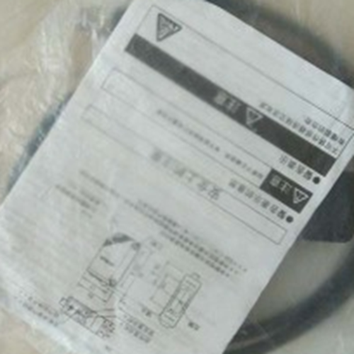 1PC New Omron photoelectric switch E3Z-T81K-M3J